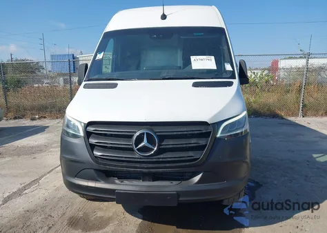 2019 Mercedes-Benz Sprinter 2500 High Roof V6 из США, поврежденный, VIN WD3PF1CD7KP059855